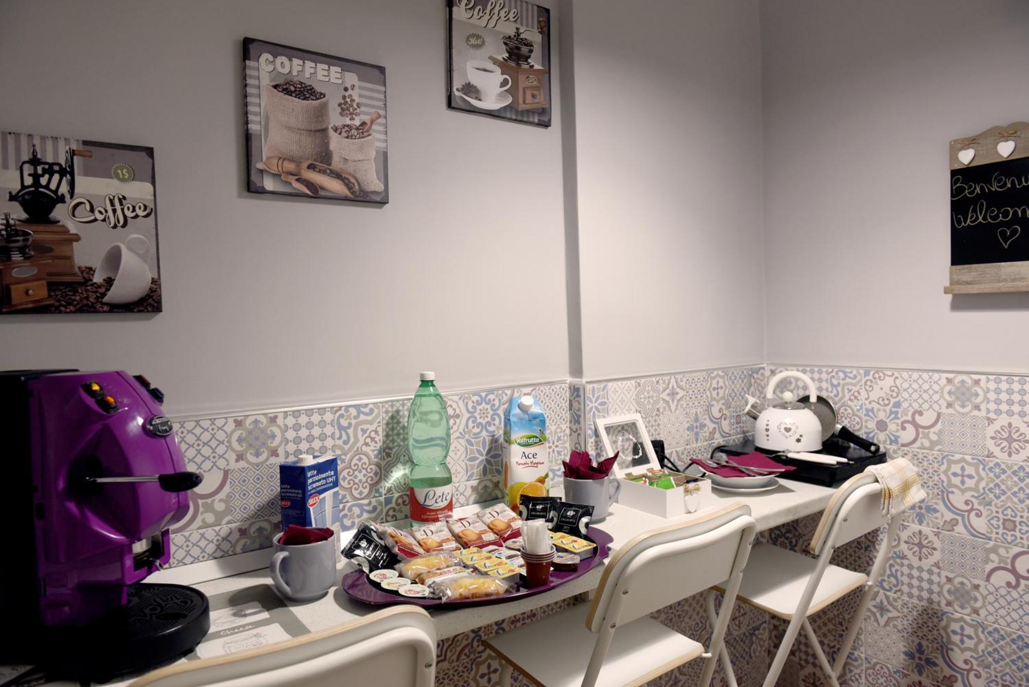 نابولي Montesantogroup Sorrento Room المظهر الخارجي الصورة