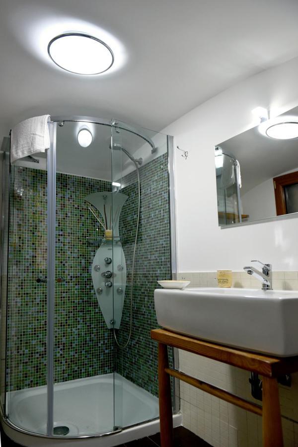 نابولي Montesantogroup Sorrento Room المظهر الخارجي الصورة