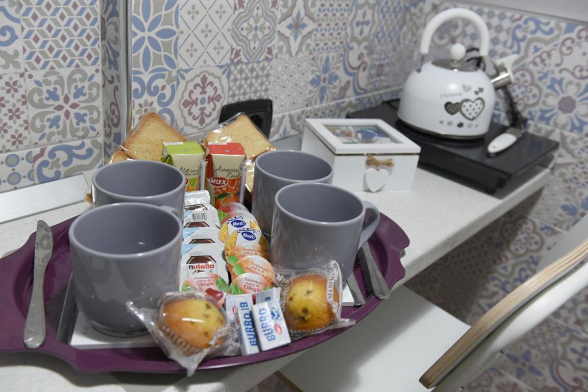 نابولي Montesantogroup Sorrento Room المظهر الخارجي الصورة